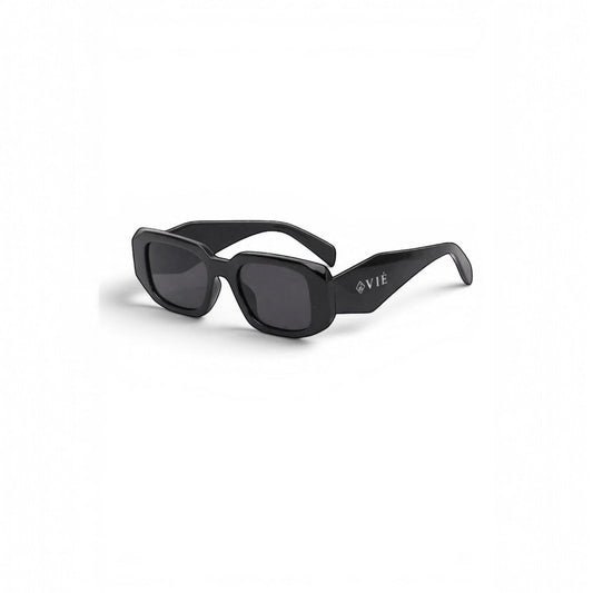 EVIE EYEWEAR Modelo Oréa black rectangular sunglasses with matte finish and UV protection.