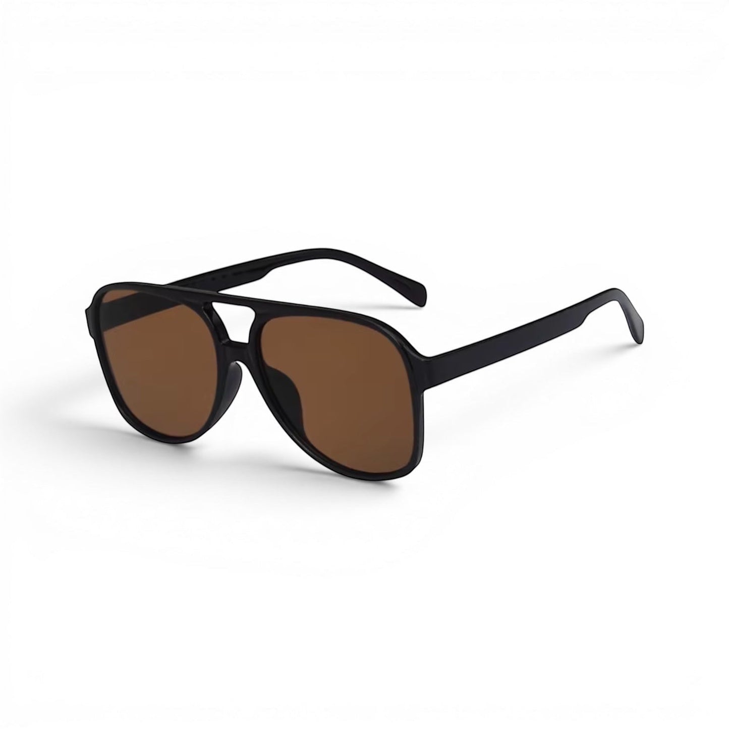 EVIE EYEWEAR Modelo Dakar black contemporary wrap-around sunglasses with brown UV protection lenses.