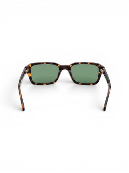 EVIE EYEWEAR OSLO CAREY rectangular sunglasses with tortoise shell frame and green lenses.