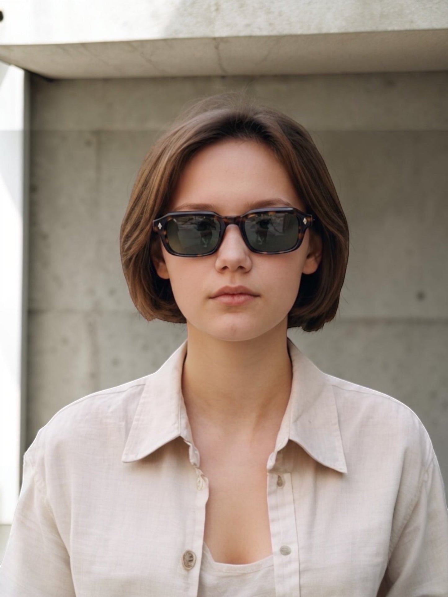 EVIE EYEWEAR OSLO CAREY rectangular sunglasses with tortoiseshell finish and dark UV-protective lenses.